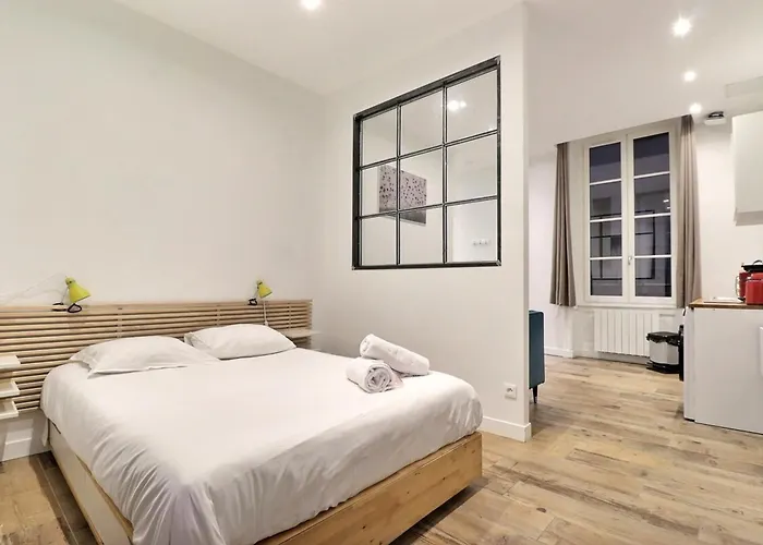 Le Petit Conde - Fully Equipped Studio - Lyon 2Nd